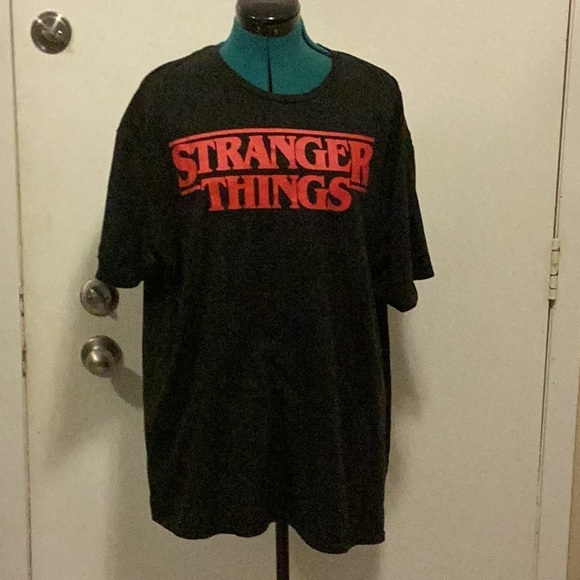 Netflix Other - NETFLIX STRANGER THINGS Fanwear 2X
